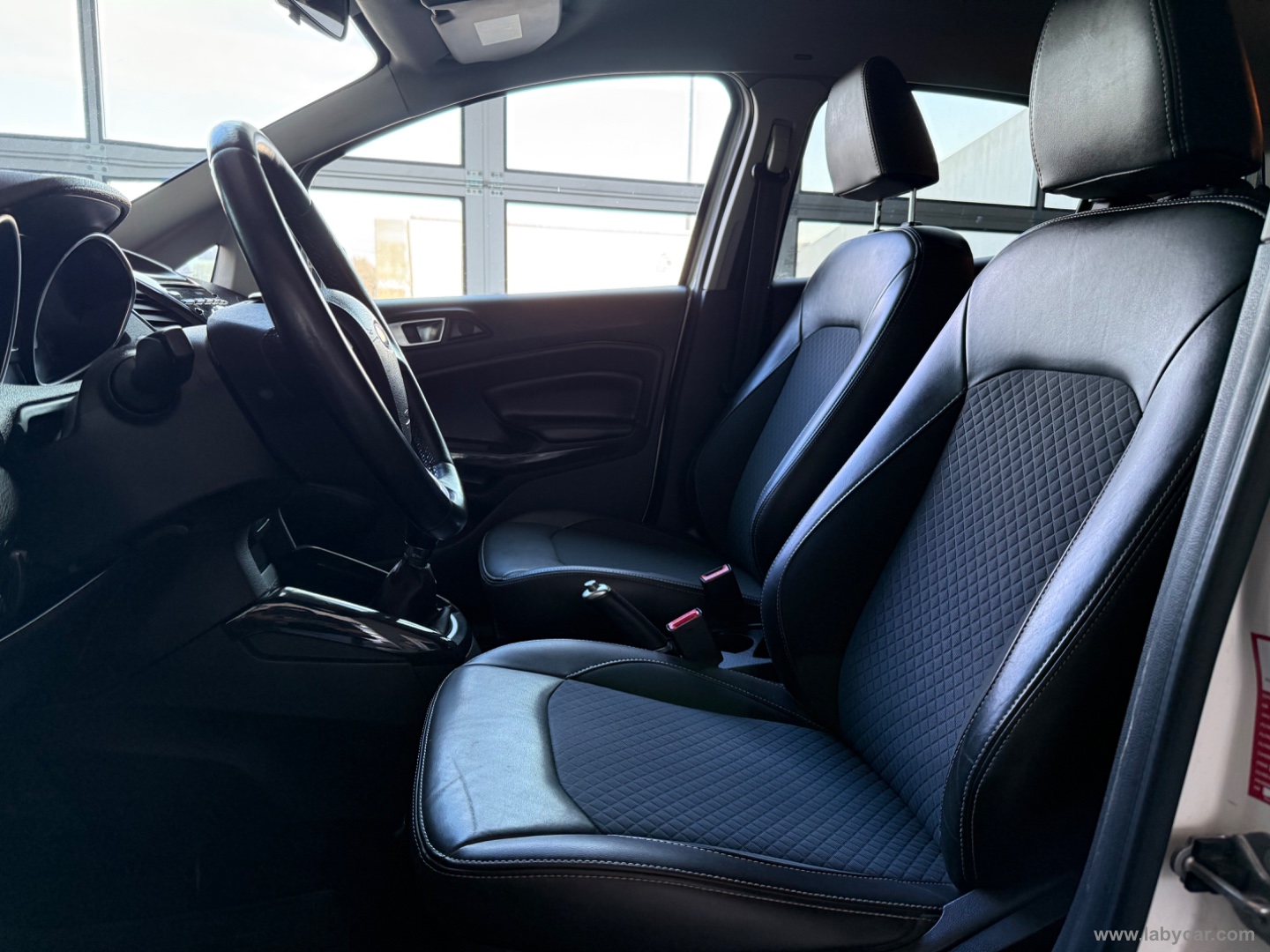 EcoSport 1.5 TDCi 95 CV Titanium - immagine 8