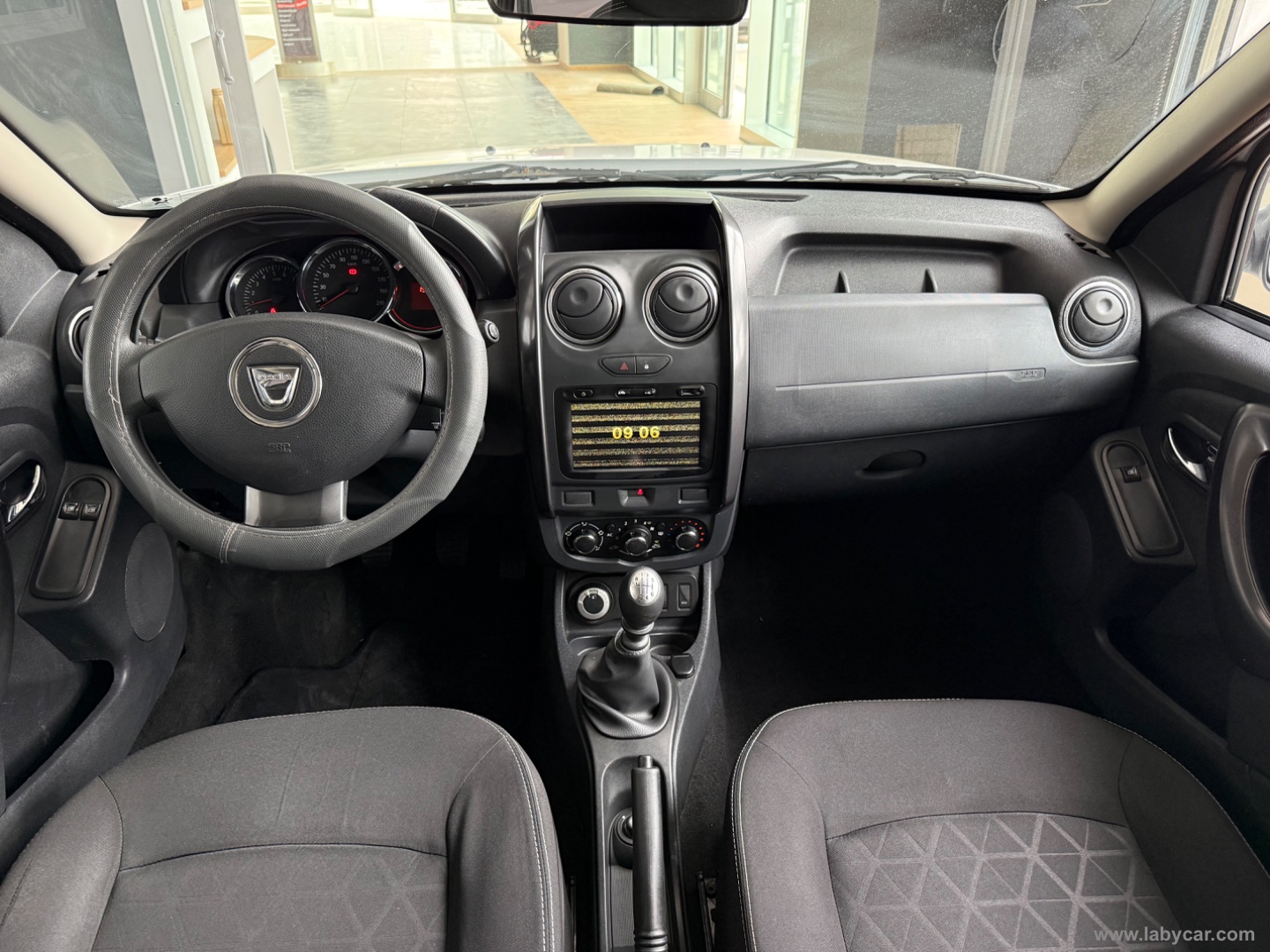 Duster 1.5 dCi 110 CV 4x4 Ambiance - immagine 8