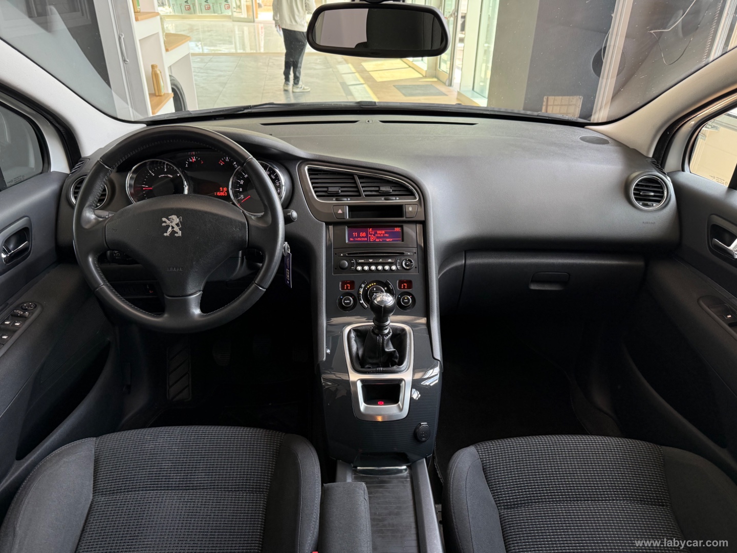 5008 1.6 HDi 115 CV Active - immagine 8
