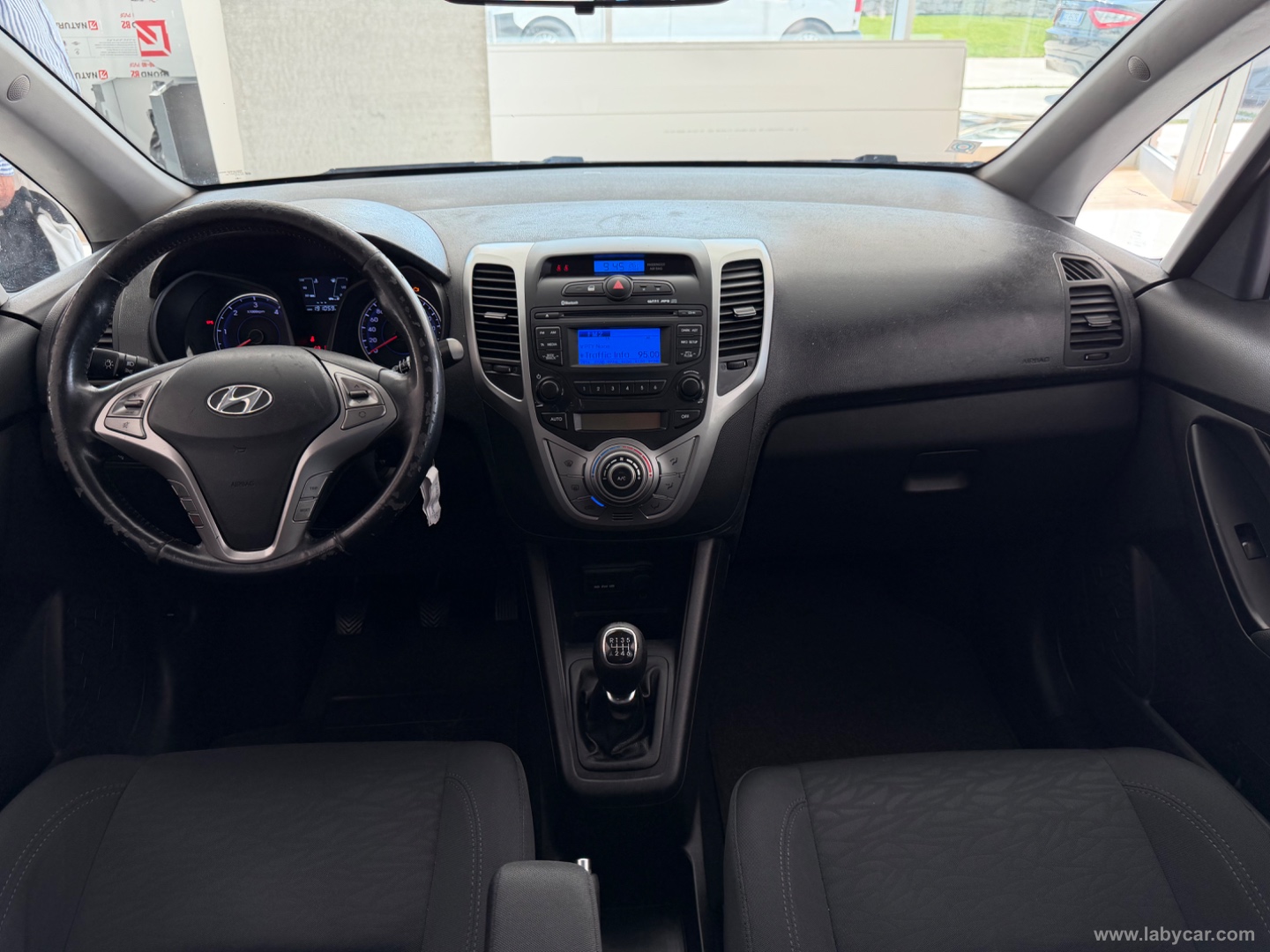 ix20 1.4 CRDI 90 CV Comfort - immagine 8