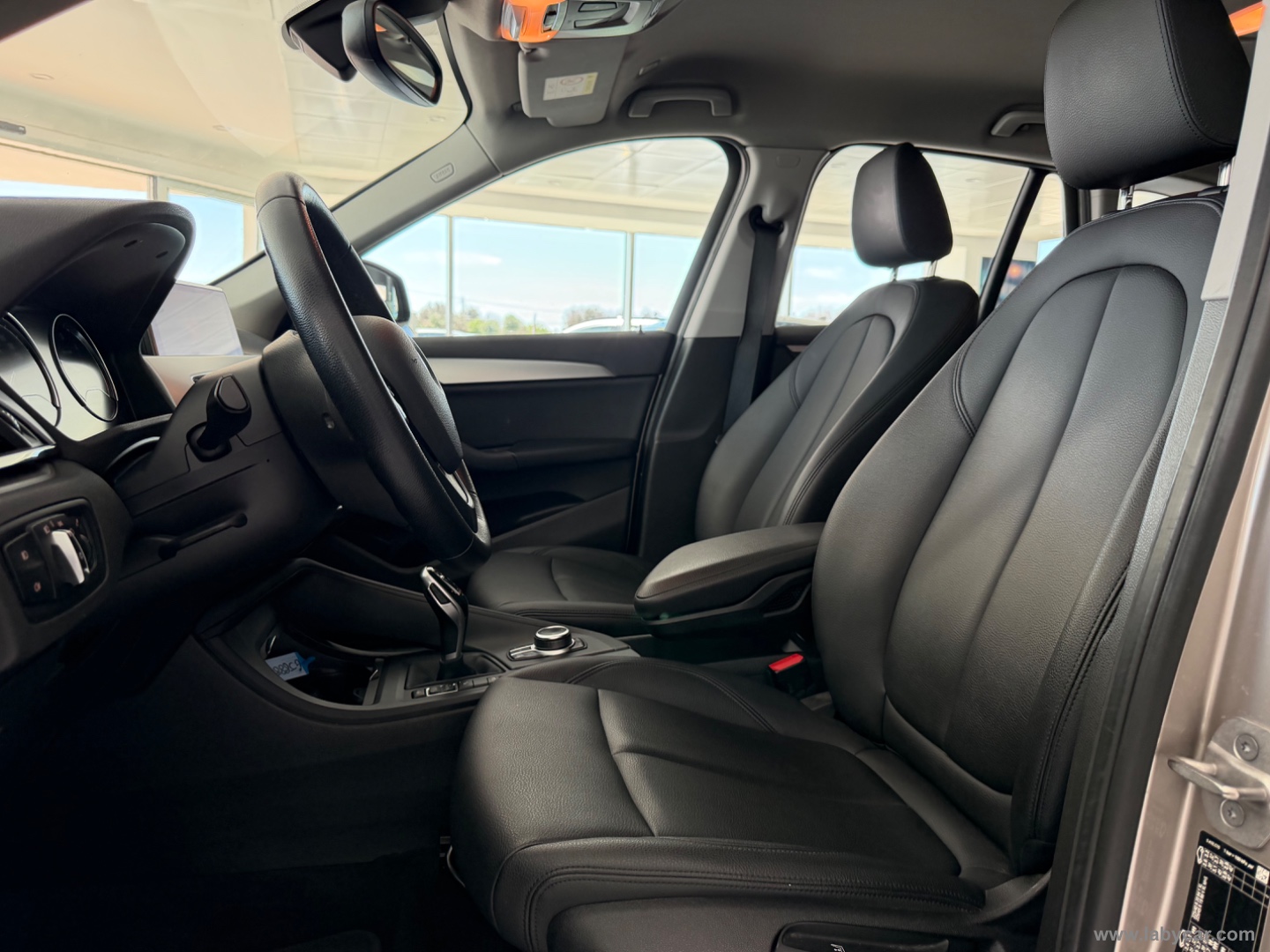 X1 xDrive18d xLine Plus - immagine 8