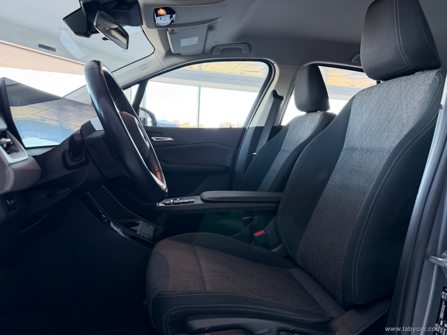 218d Active Tourer Luxury - immagine 8