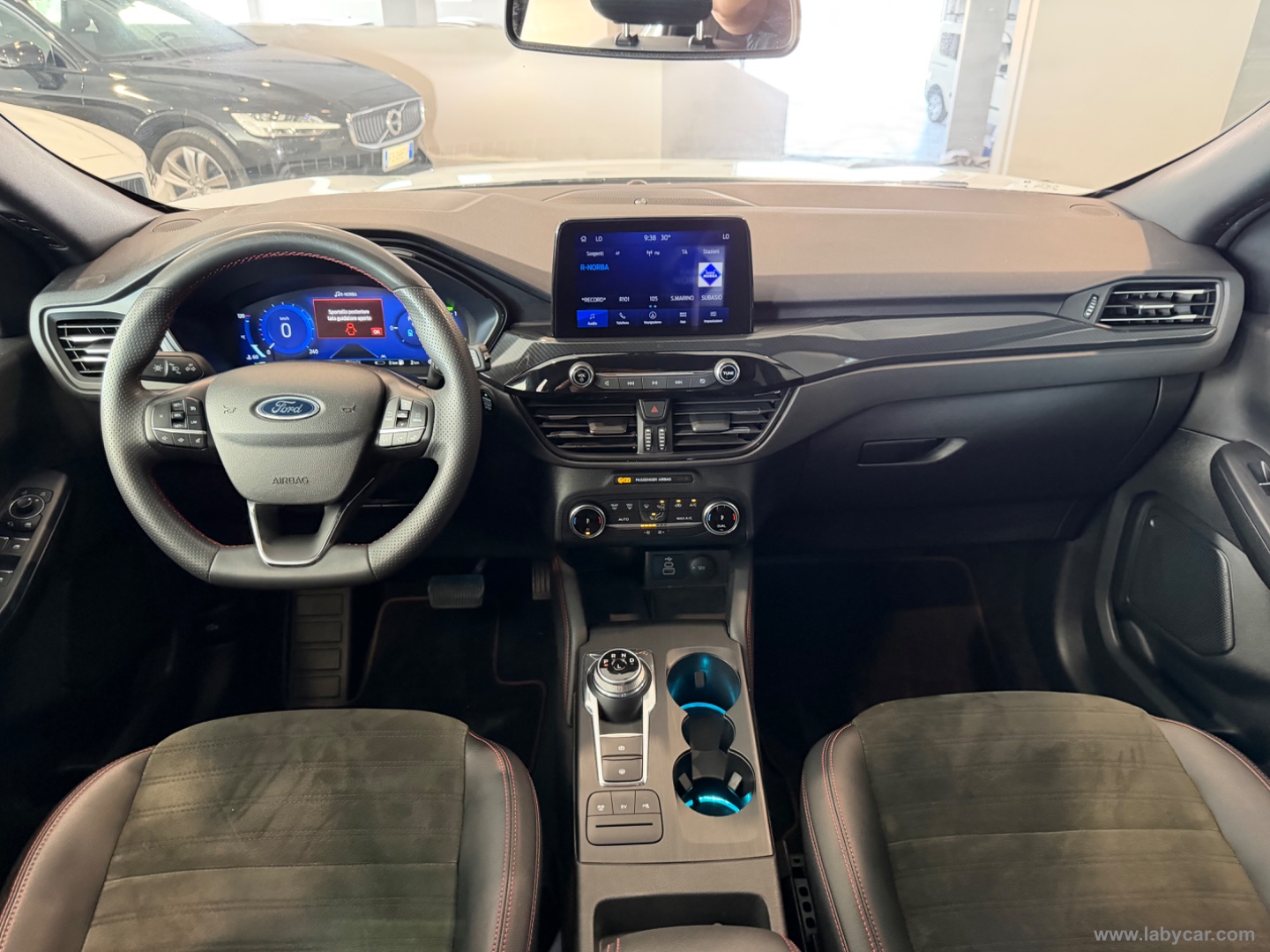 Kuga 2.5 Plug In Hybr 225 CVT 2WD ST-L.X - immagine 8
