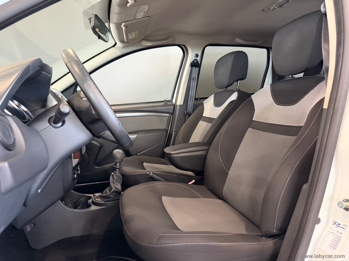 Duster 1.5 dCi 110 CV S&S 4x2 Ambiance - immagine 8