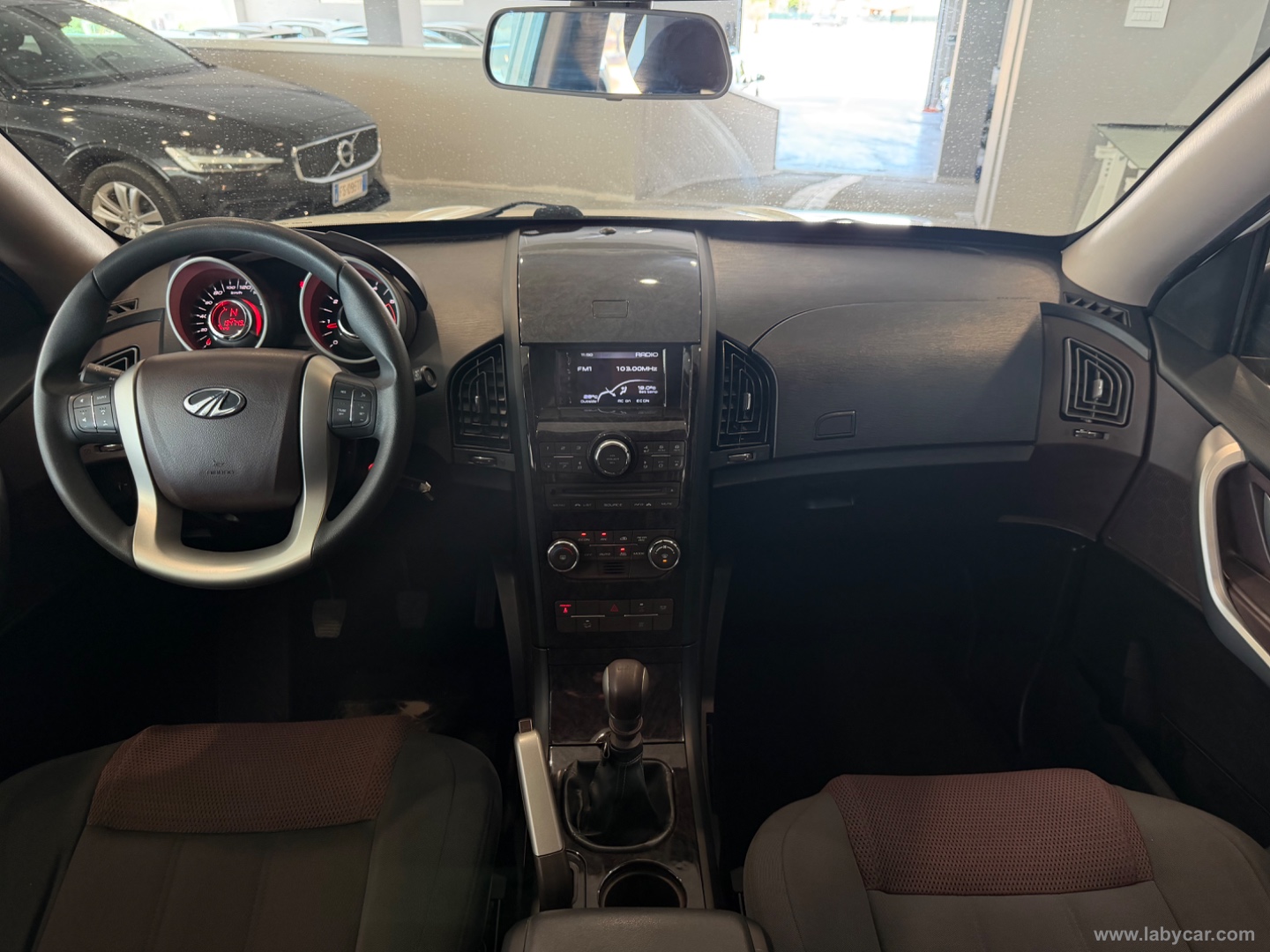 XUV500 2.2 16V FWD W6 - immagine 8