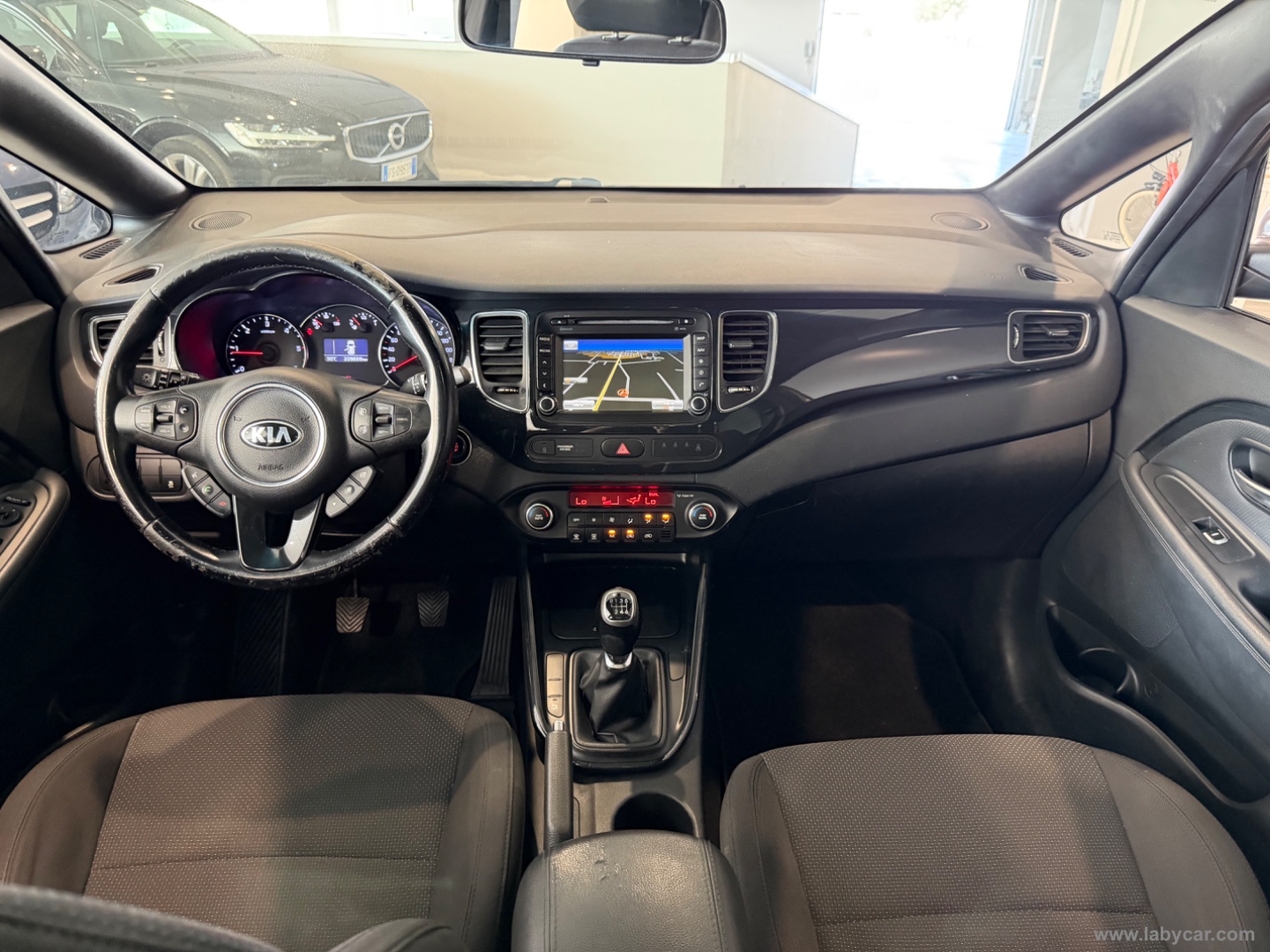 Carens 1.7 CRDi 115 CV Class - immagine 8