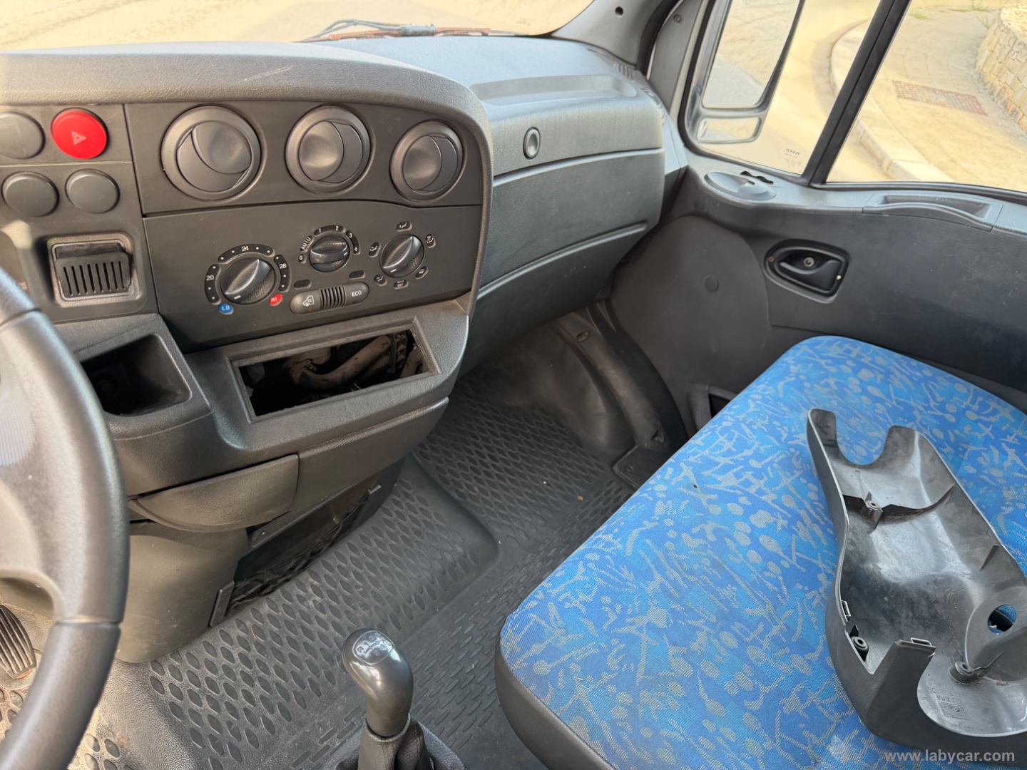 Daily 35C13V/BarTor2.8 TDI PL-TA-RG Furg - immagine 8