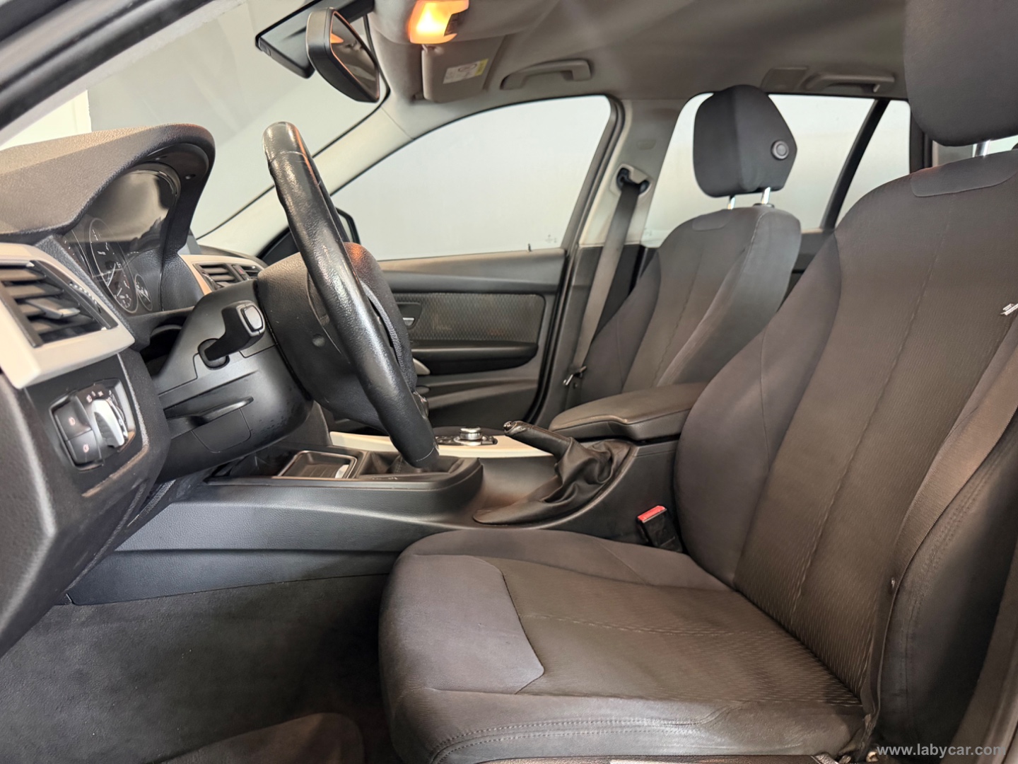318d xDrive Touring Sport - immagine 8