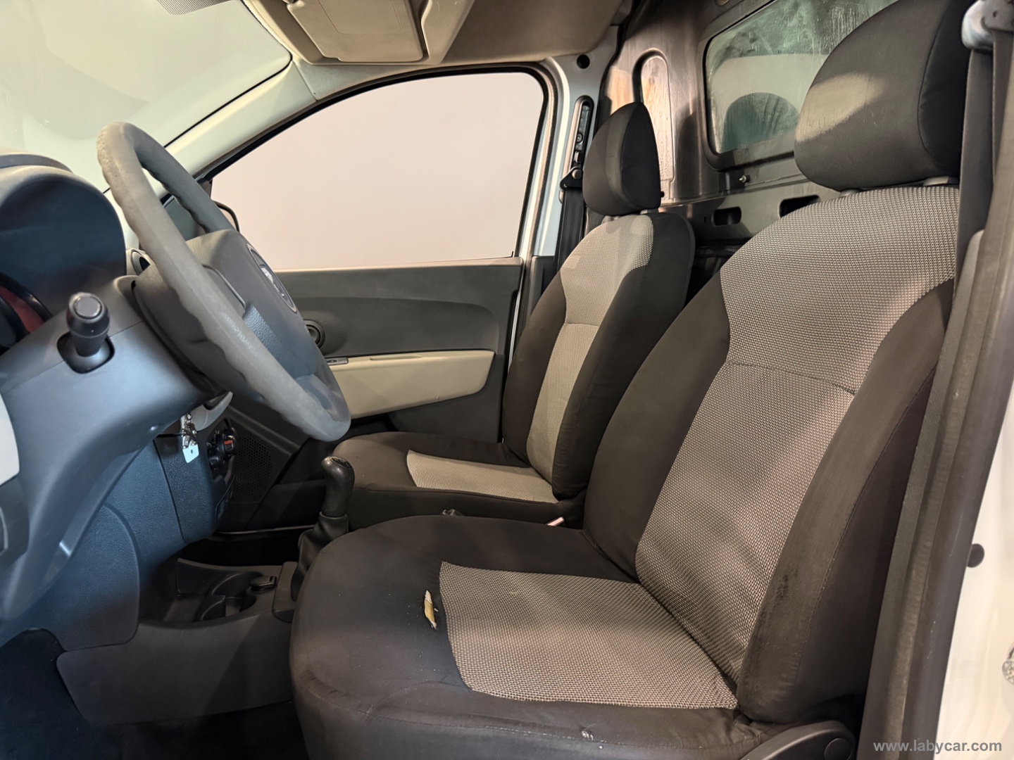 Dokker 1.5 dCi 8V 90CV Furgone - immagine 8
