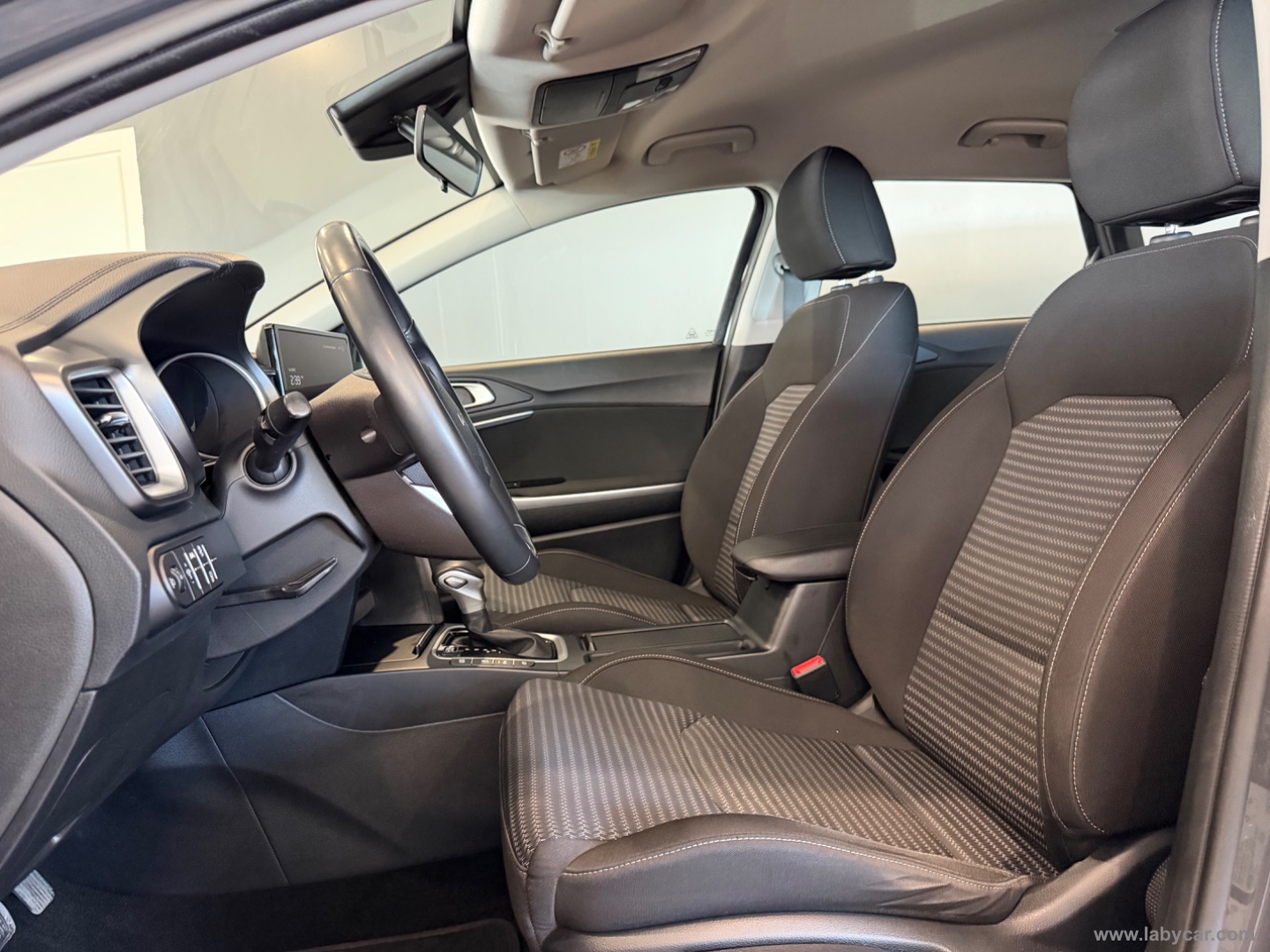 Ceed 1.6 CRDi 136 CV MHEV DCT SW Busin. - immagine 8