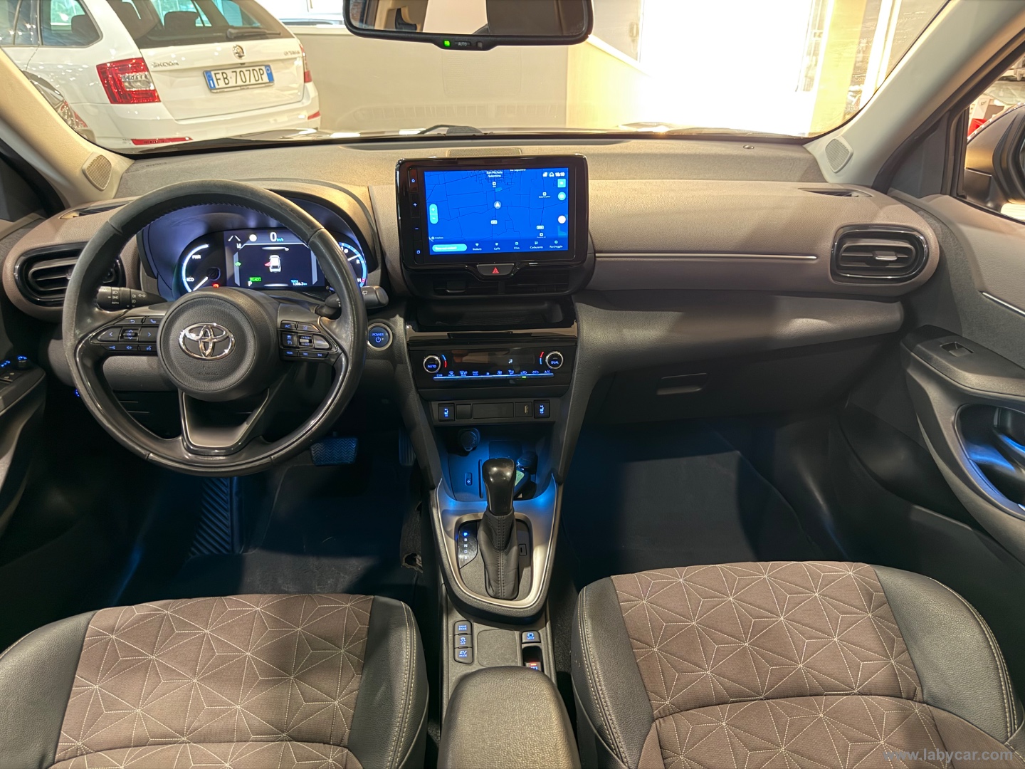Yaris Cross 1.5 Hybrid 5p. E-CVT Advent. - immagine 8
