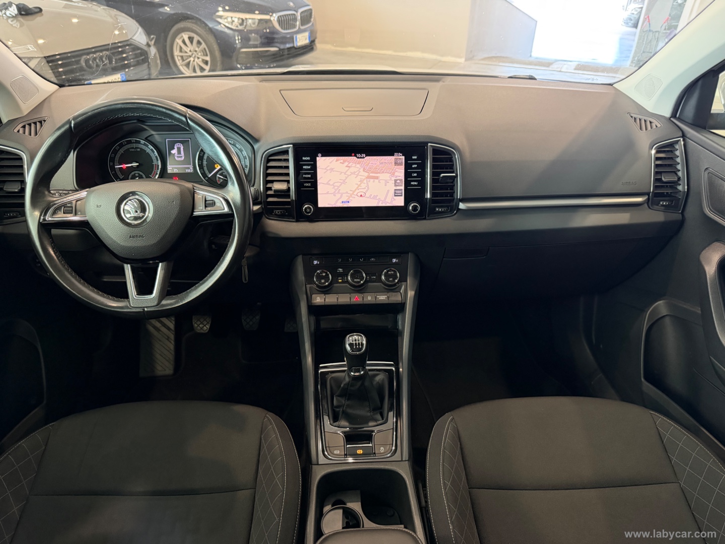 Karoq 1.6 TDI SCR Ambition - immagine 8