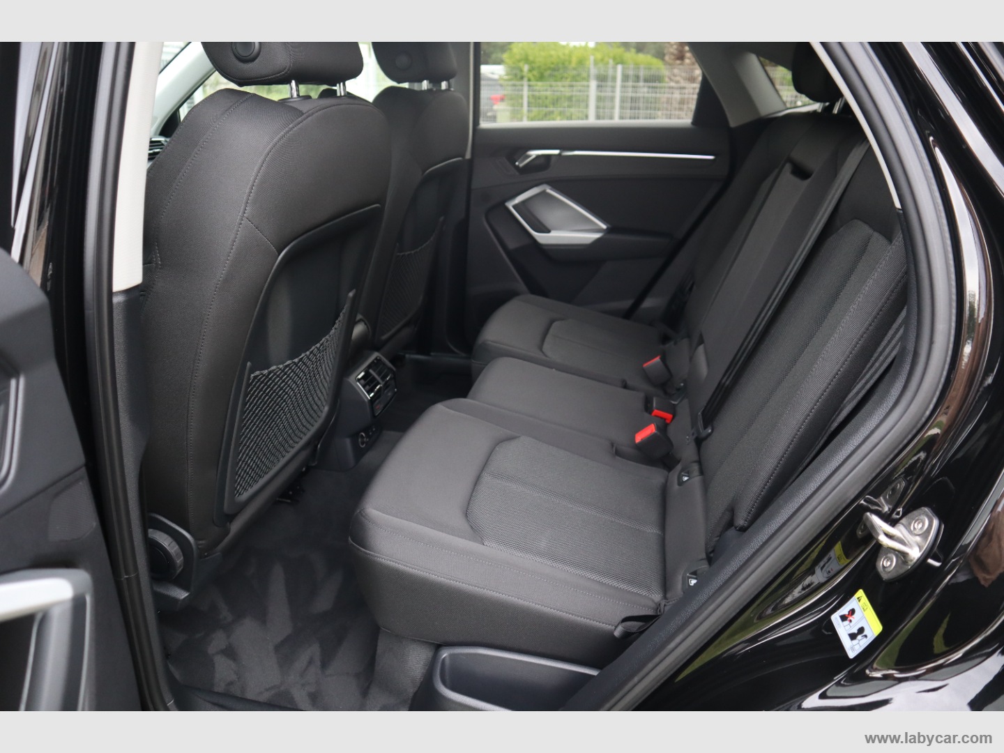 Q3 SPB 35 TDI S tronic S line edition IDENTITY BLACK - immagine 8