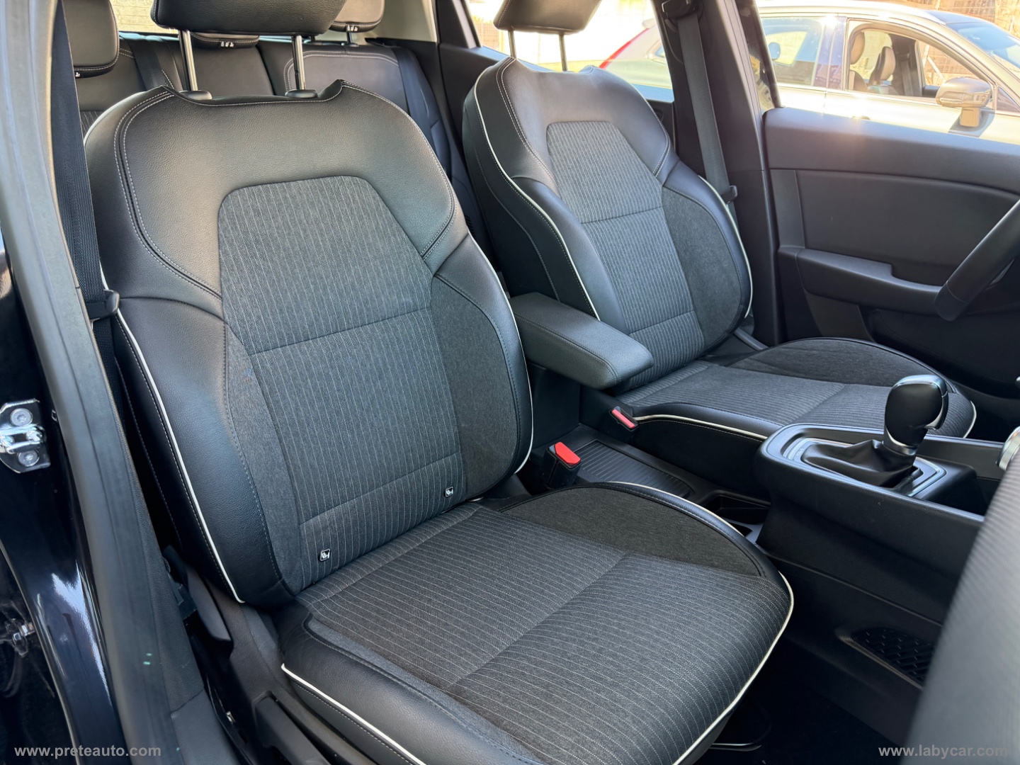 Clio Hybrid E-Tech 140 CV 5p. E-Tech - immagine 8