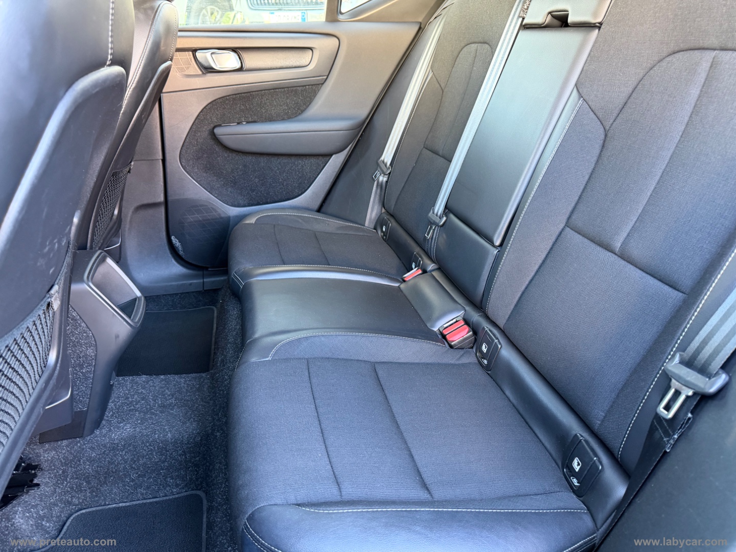 XC40 D3 AWD Geartronic Momentum - immagine 8