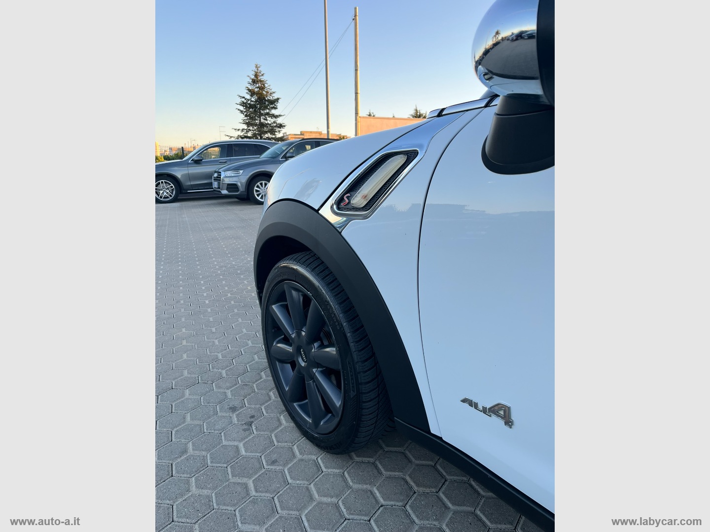 Mini Cooper SD Countryman ALL4 - immagine 8