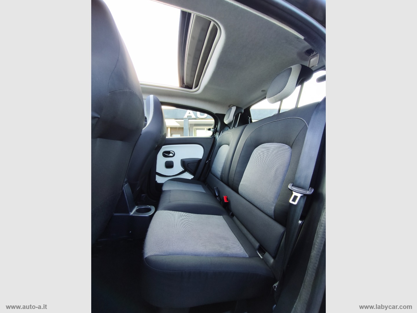 Twingo 1.0 SCe S&S Energy Openair - immagine 8