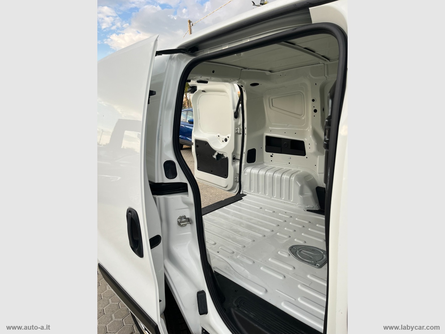 Fiorino 1.3 MJT 95CV Cargo Adventure - immagine 8