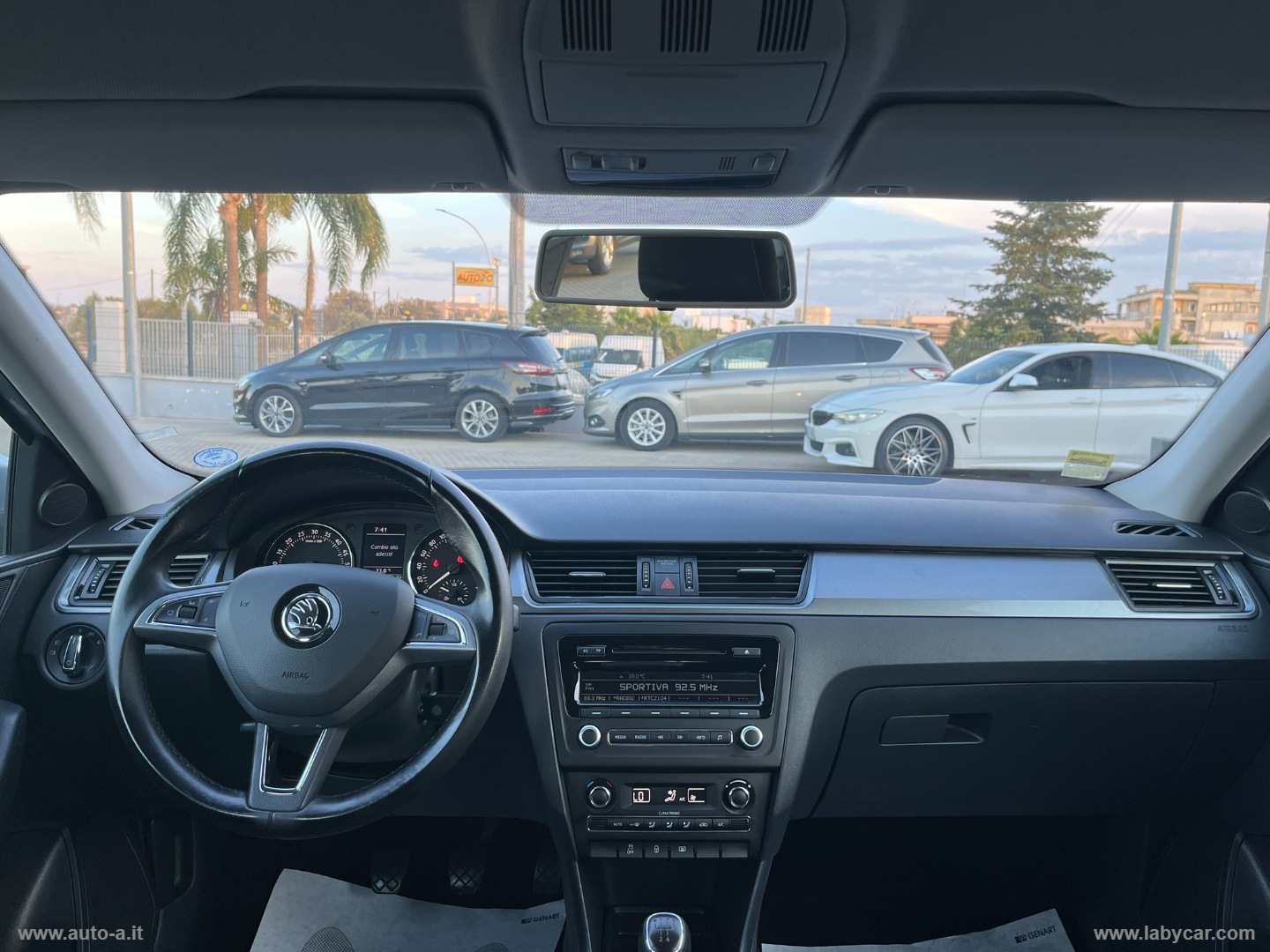 Rapid 1.6 TDI CR 90 CV Executive - immagine 8