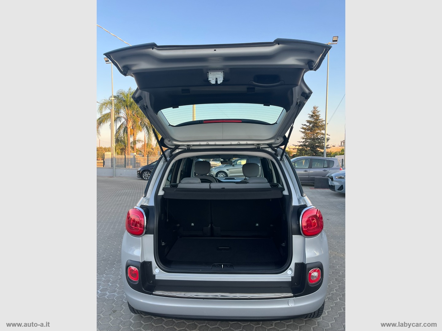 500L 1.4 95 CV Lounge - immagine 8