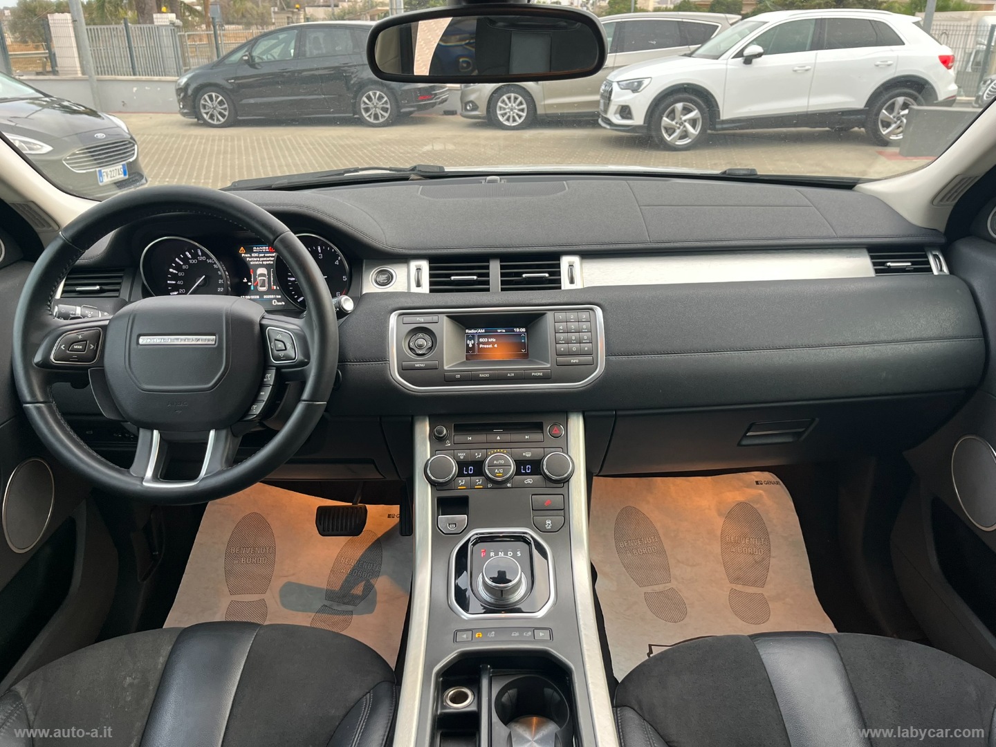 RR Evoque 2.2 TD4 5p. Prestige - immagine 8