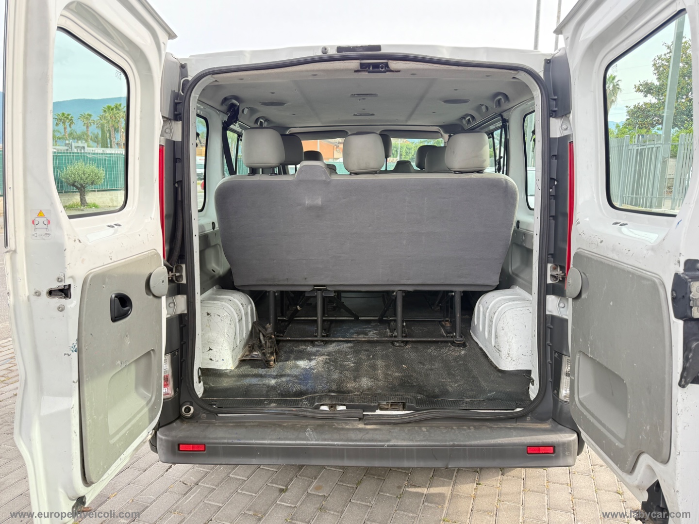 Vivaro 29 2.5 CDTI PC Combi 9 posti Fap - immagine 8