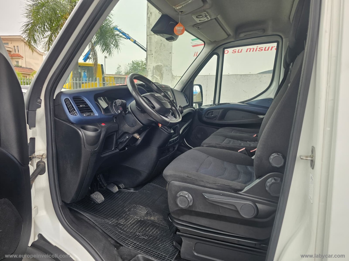 Daily 35C14 BTor 2.3 HPT PL-RG Cab. - immagine 8