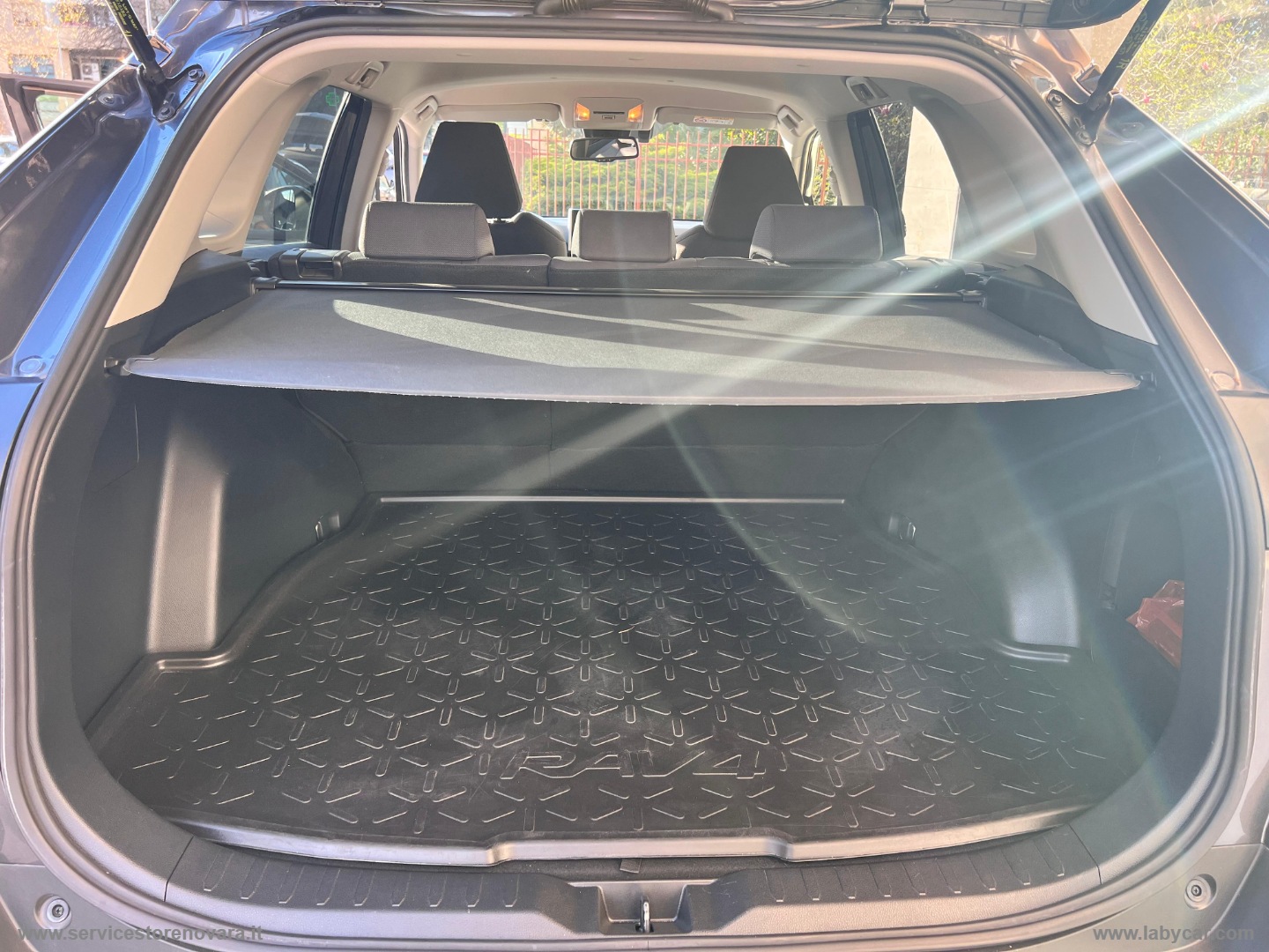 RAV4 2.5 HV - immagine 8