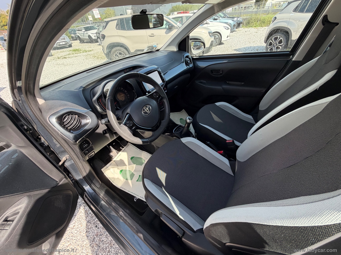 Aygo 1.0 VVT-i 69 CV 5p. x-clusiv - immagine 8