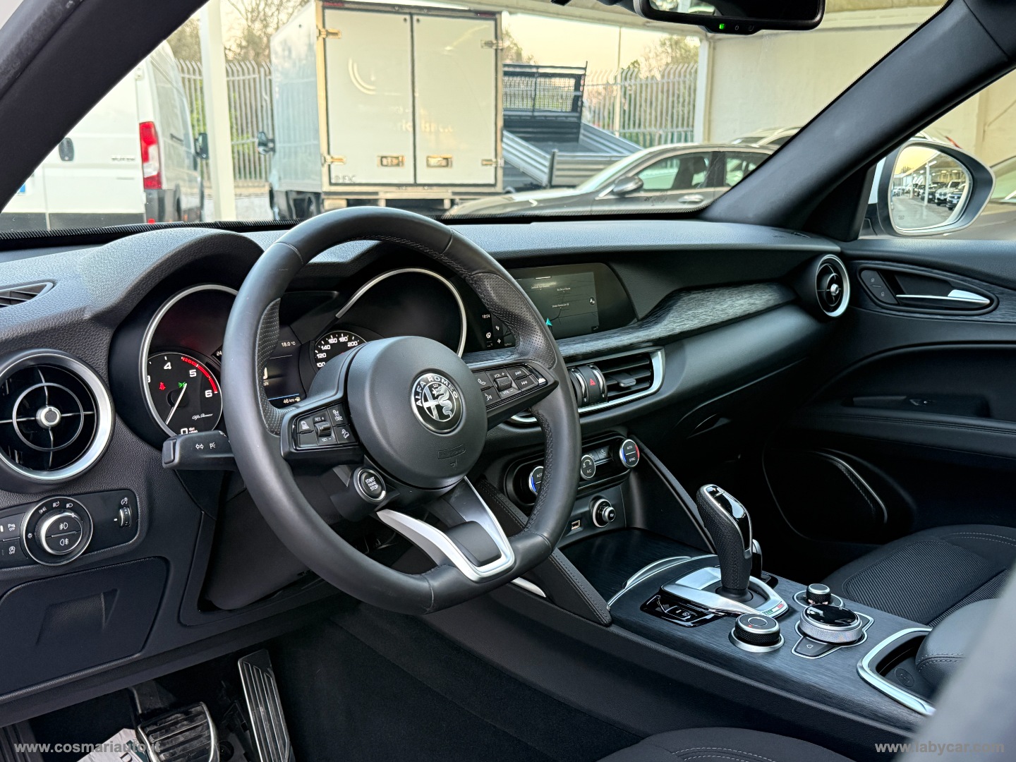 Stelvio 2.2 T.d. 190 CV AT8 Q4 Sup. Bus. - immagine 8