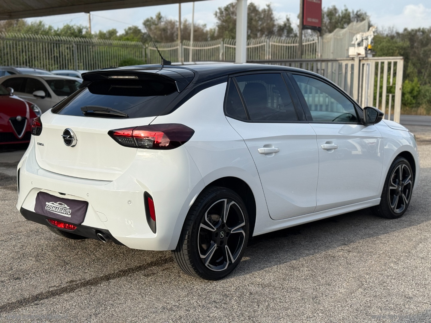 Corsa 1.5 D 100 CV GS Line - immagine 8