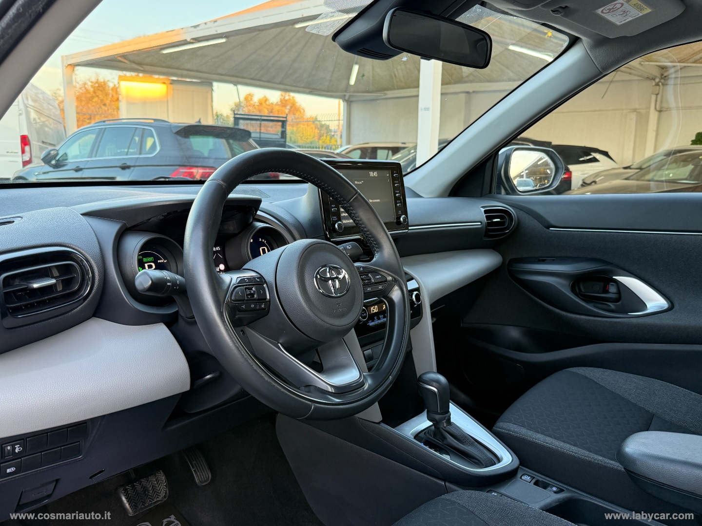 Yaris Cross 1.5 Hybrid 5p. E-CVT Active - immagine 8