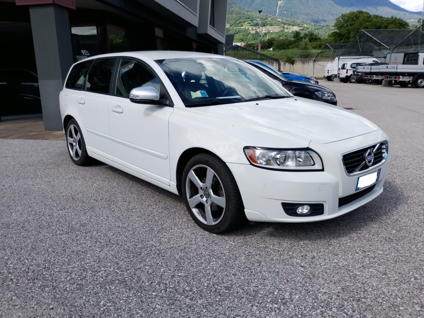 V50 1.6 114CV DRIVE R-design - immagine 8