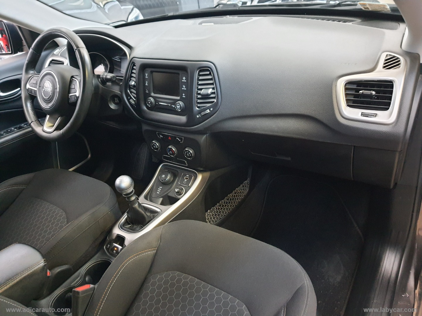 Compass 2.0 Mjt II 4WD Longitude - immagine 8