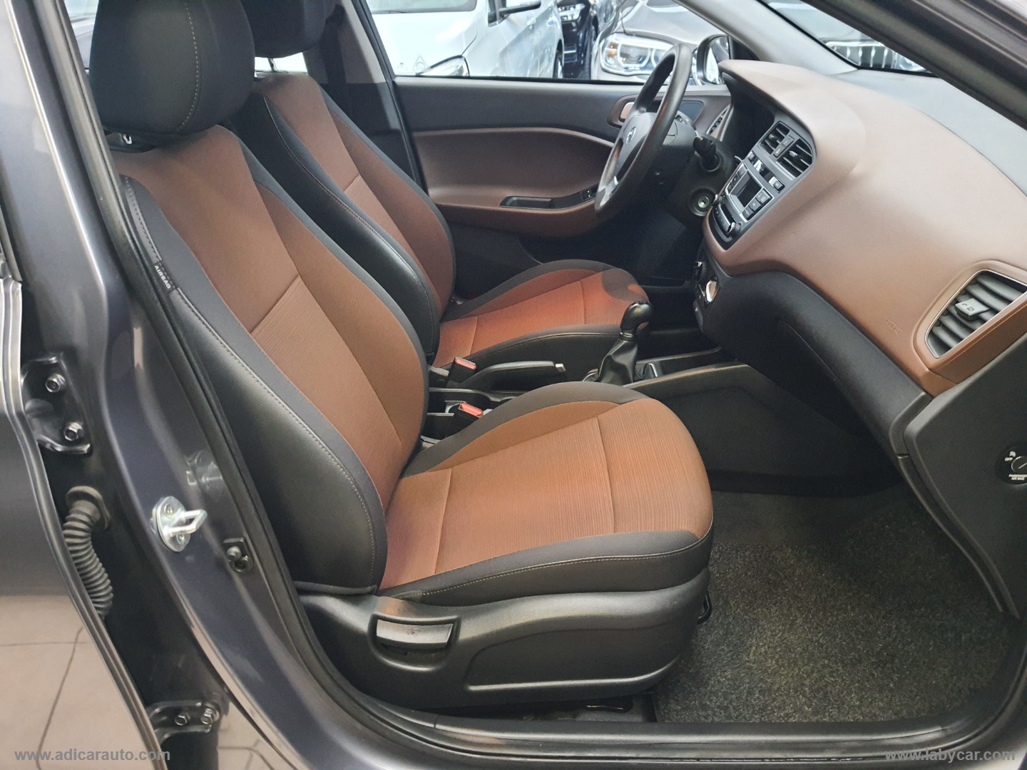 i20 1.2 84 CV 5p. Style - immagine 8