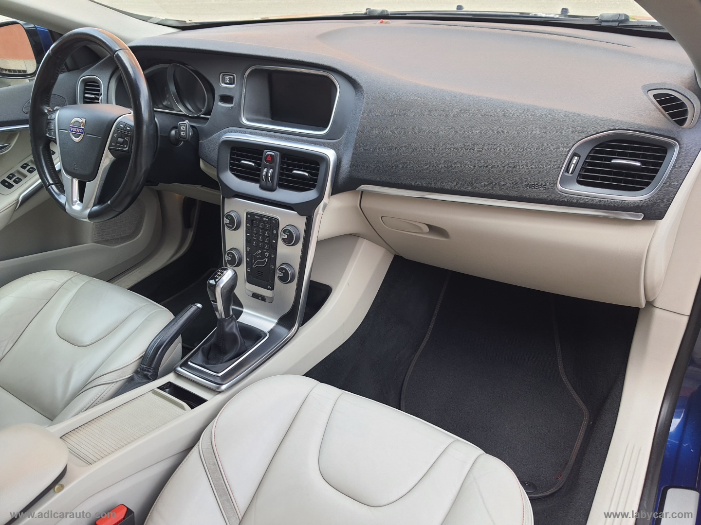 V40 D2 1.6 Volvo Ocean Race - immagine 8
