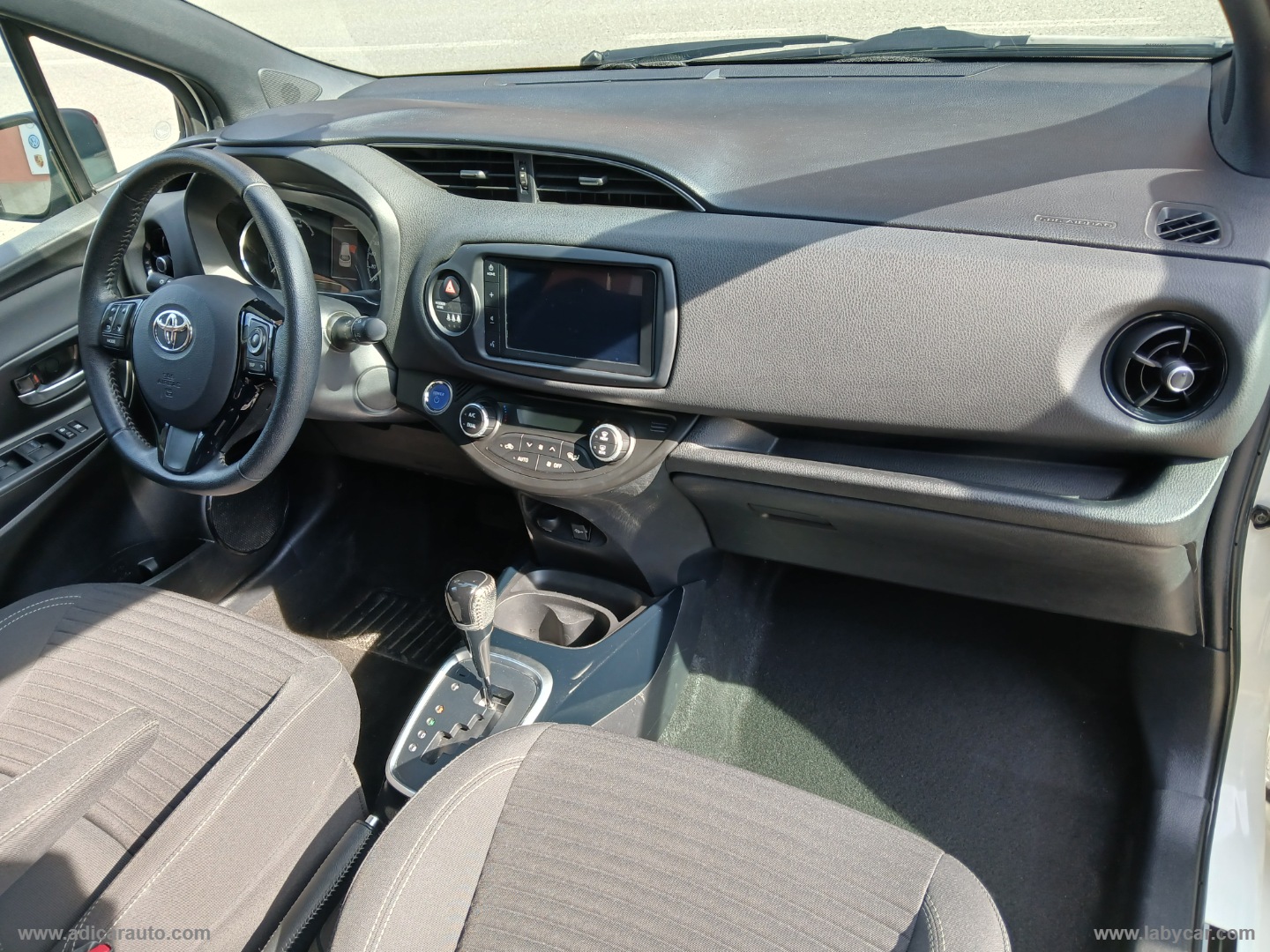 Yaris 1.5 Hybrid 5p. Trend White Ed. - immagine 8
