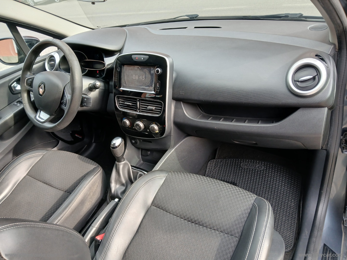 Clio TCe 12V 90 GPL S&S 5p. Energy Duel - immagine 8