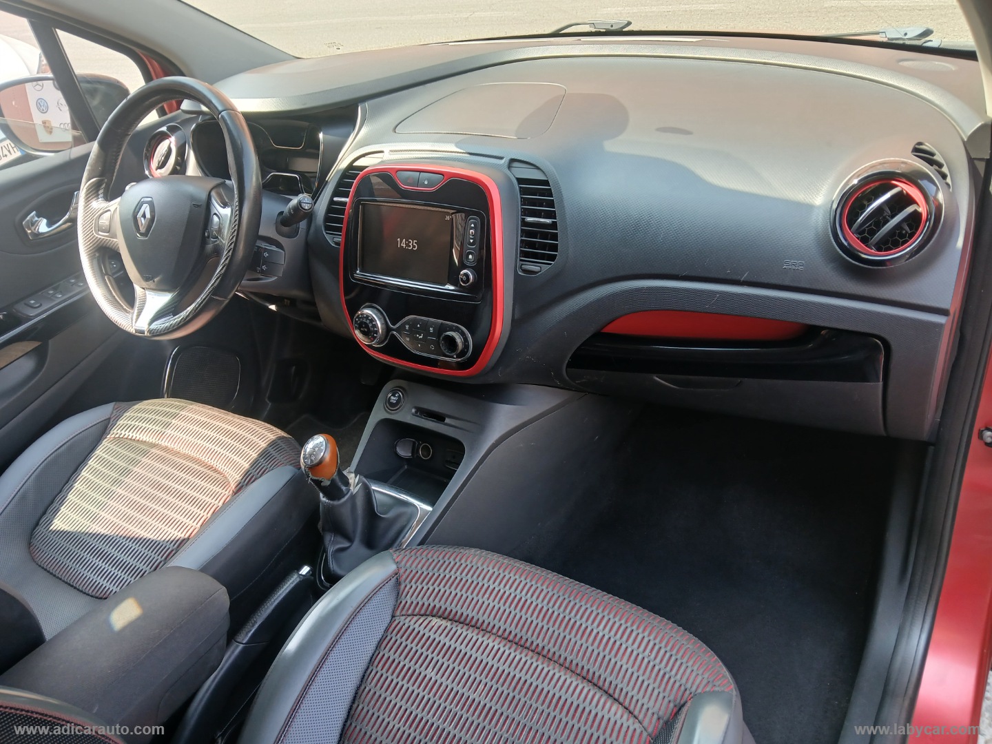 Captur 1.5 dCi 8V 90 CV S&S Proj. Runway - immagine 8