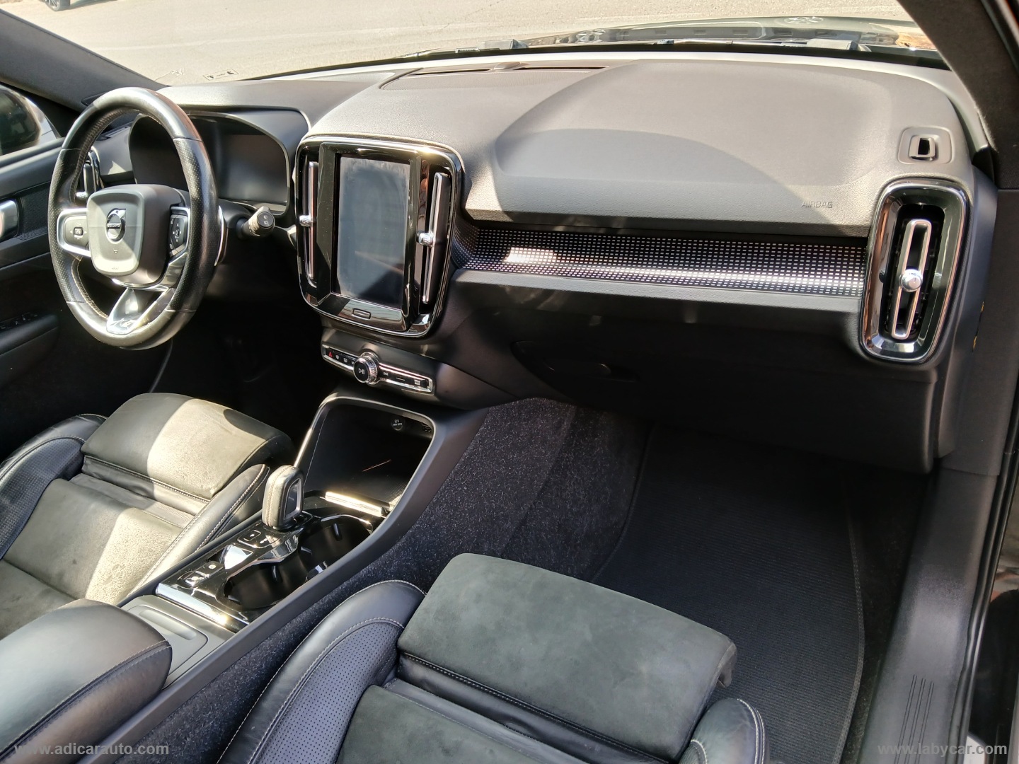 XC40 D3 AWD Geartronic R-design - immagine 8