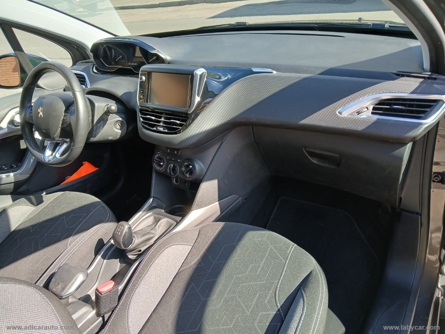 2008 PureTech 82 Access - immagine 8