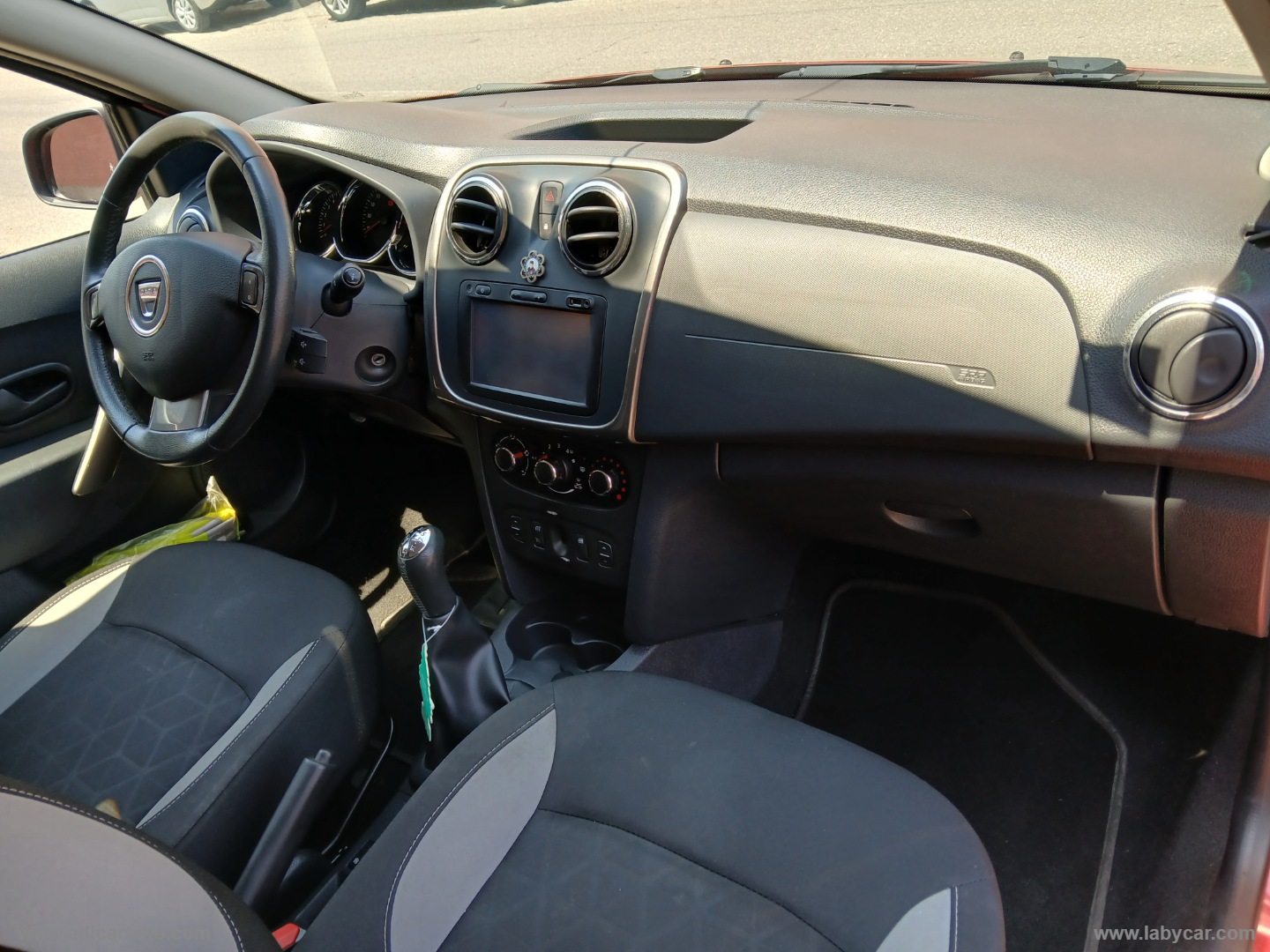 Sandero Stepway 900 TCe 12V 90 CV - immagine 8