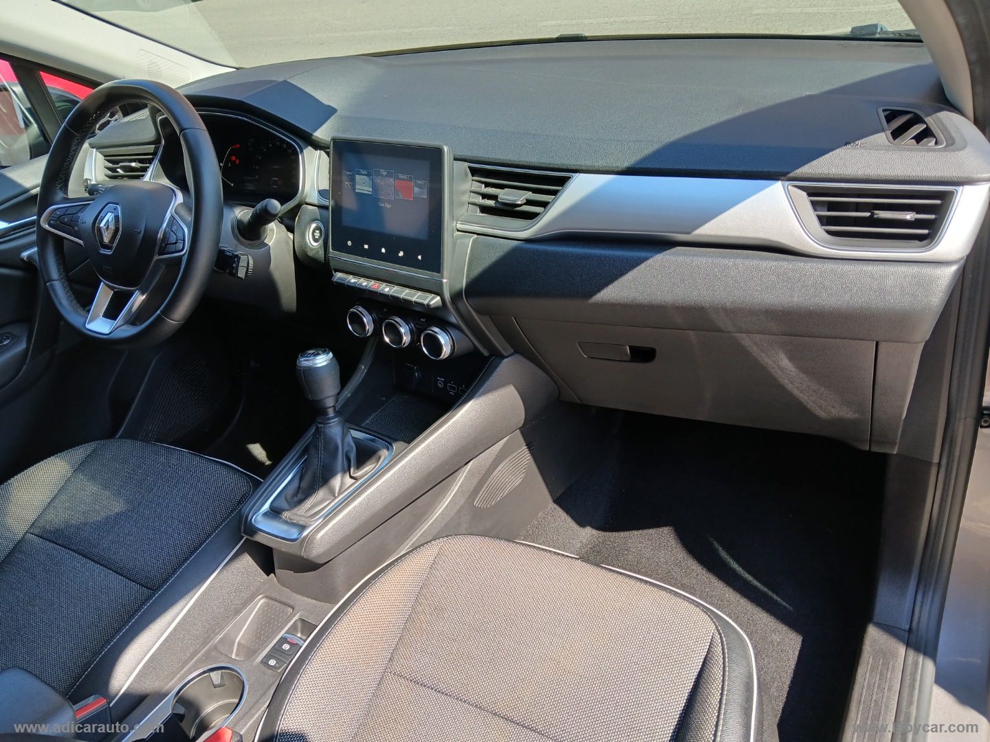 Captur TCe 140 CV Techno - immagine 8