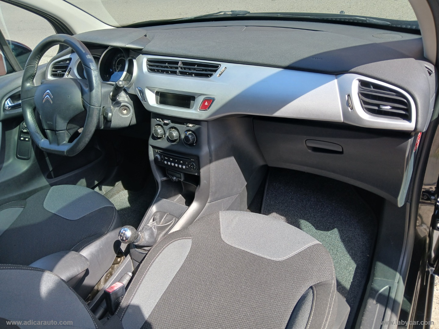 C3 1.1 60 CV Exclusive - immagine 8