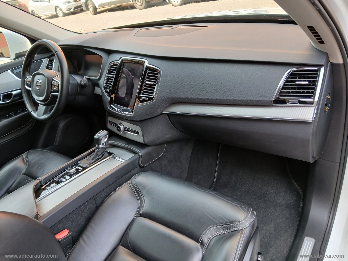 XC90 D5 AWD Geartr. 7 posti Inscription - immagine 8