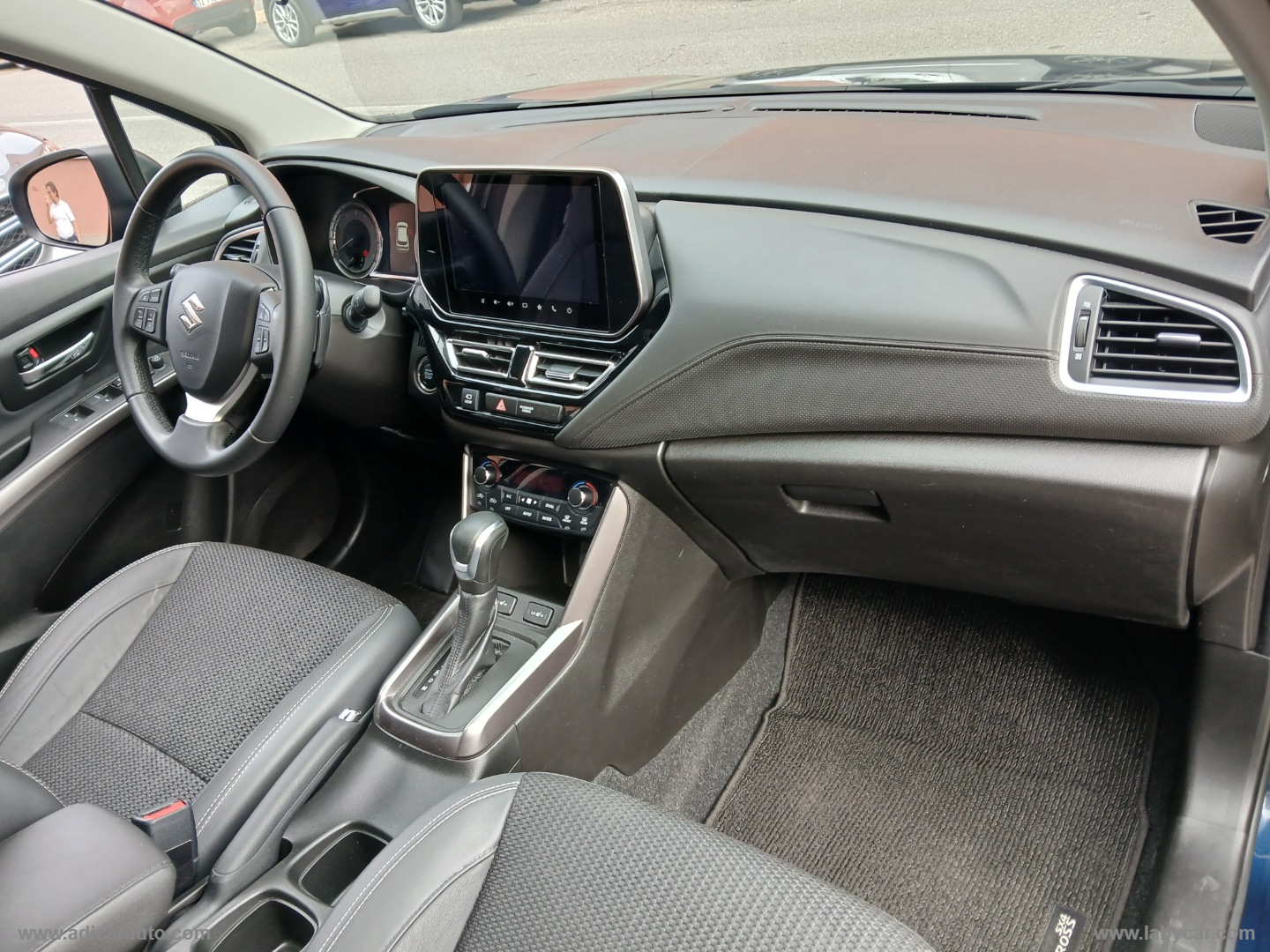 S-Cross 1.5 140V Hybrid A/T Starview - immagine 8