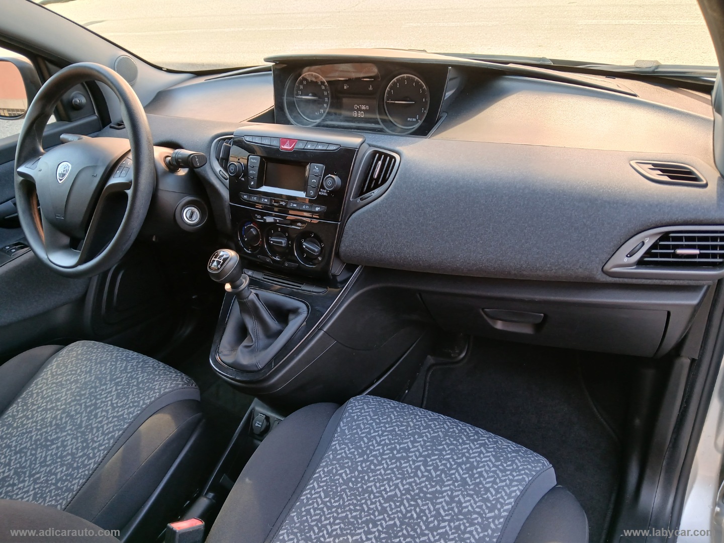 Ypsilon 1.2 69 CV 5p. GPL Ecochic - immagine 8