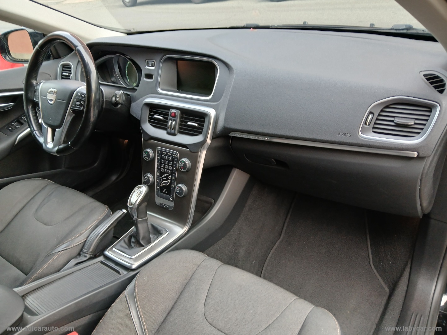 V40 Cross Country D2 1.6 Kinetic - immagine 8