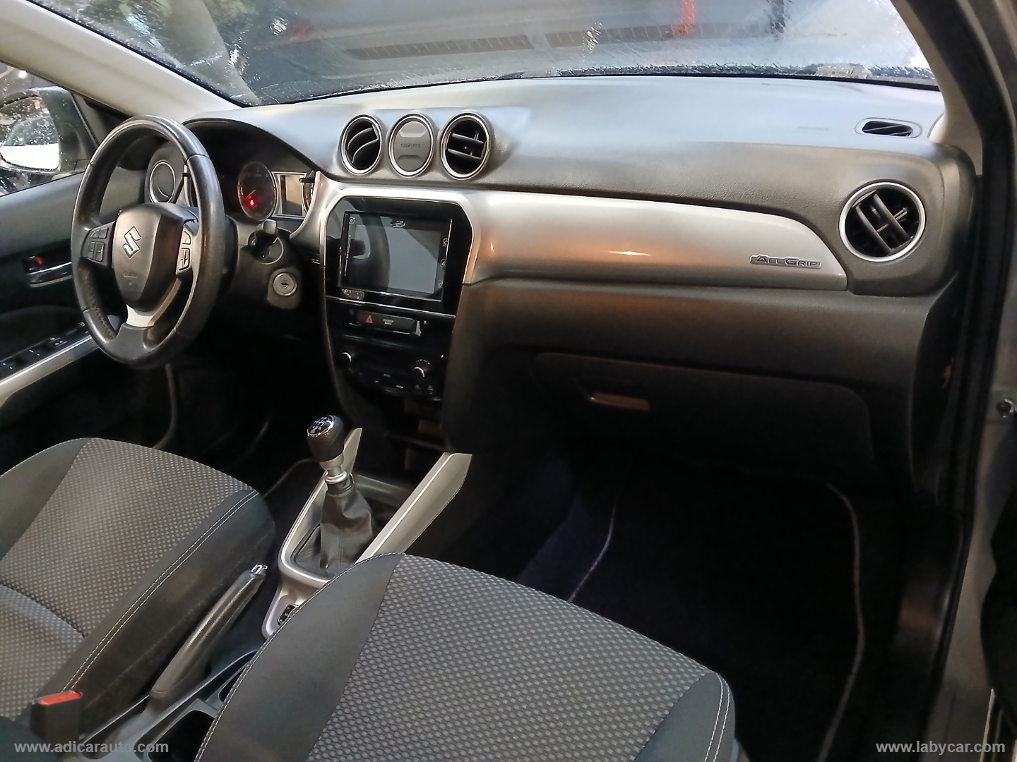 Vitara 1.6 DDiS 4WD All Grip V-Top - immagine 8