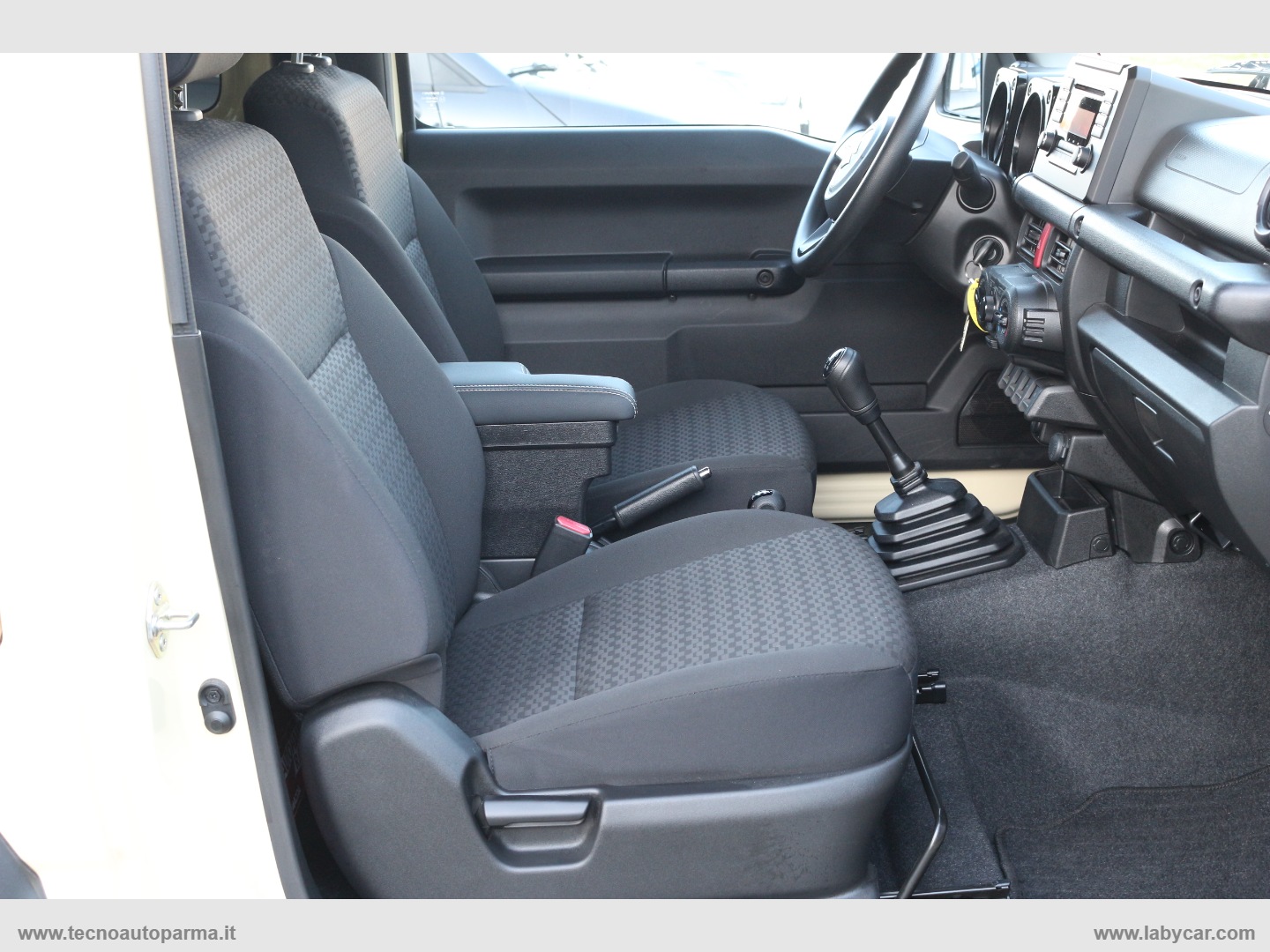 Jimny 1.5 5MT PRO - immagine 8